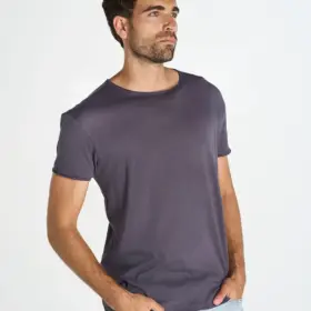 T-shirt uomo girocollo manica corta in 100% cotone 120 g