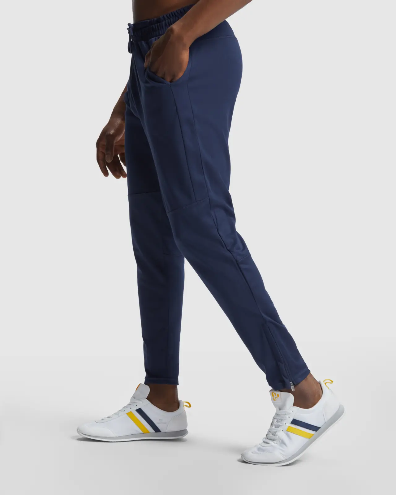 Tuta uomo slim fit 200 g 4 Tuta uomo slim fit 200 g 4